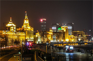 The night view of old Shanghai contrasted with the new generation The night view of old Shanghai contrasted with the new generation